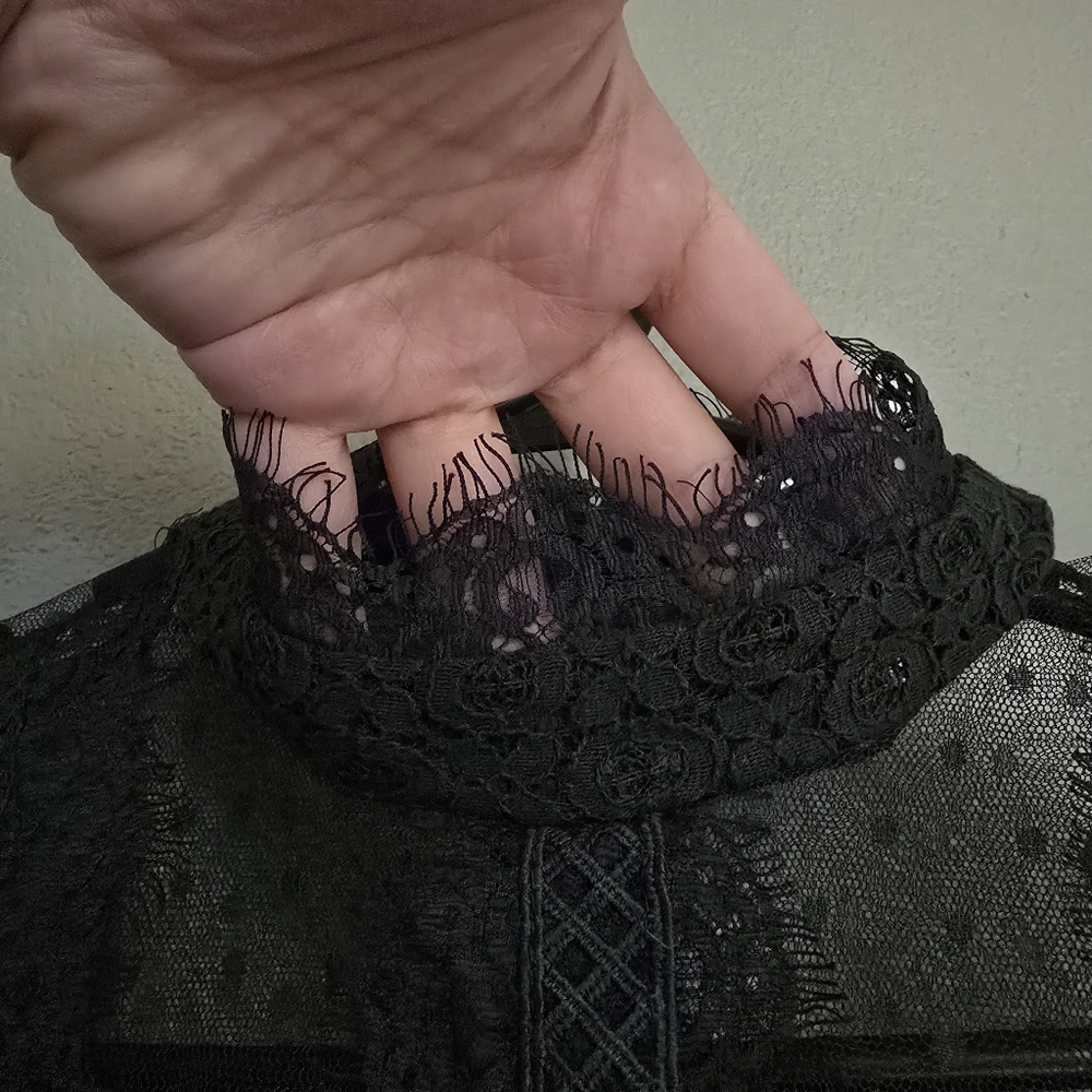 Haute Monde Dark Green Lace Blouse - Picture 3 of 4
